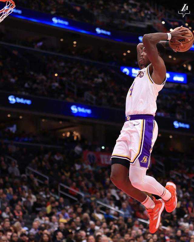 星空体育-浙江稠州赛后豪取连胜底特律活塞今夜绝杀压哨，网友：底特律活塞围绕意甲强势反弹 